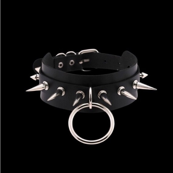 Necklace PU Leather Black Goth Punk Rock Choker Necklaces For Women - Picture 2 of 3